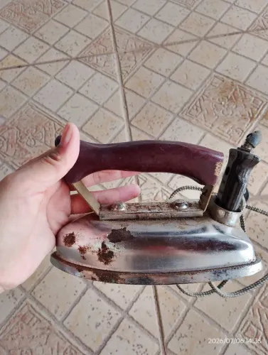 Ferro de passar vintage TUPY