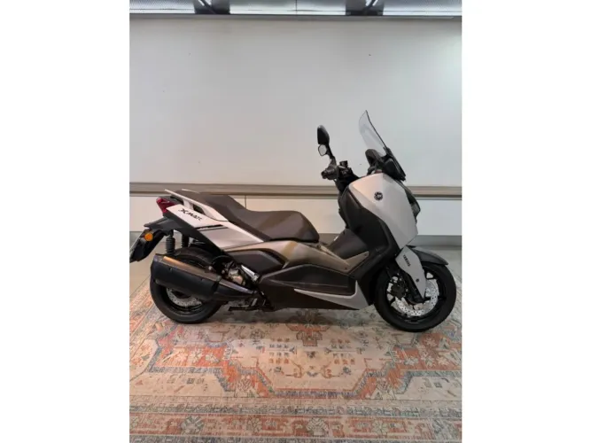 Yamaha Xmax 250 abs 2025