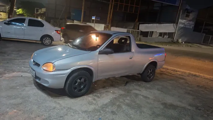 Chevrolet Corsa Pick-up Std/ Rodeio 1.6 MPFI 2001