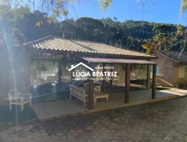 Belíssimo sítio de 16,7ha com produtividade, lazer e privacidade!!! Delfim Moreira - MG
