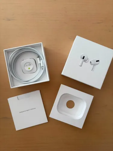 caixa airpod apple + cabo apple usb-c para lightning (1 m)