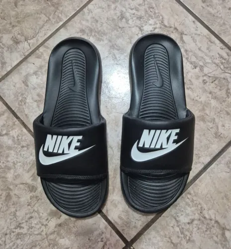 Chinelo Nike Victori One Original