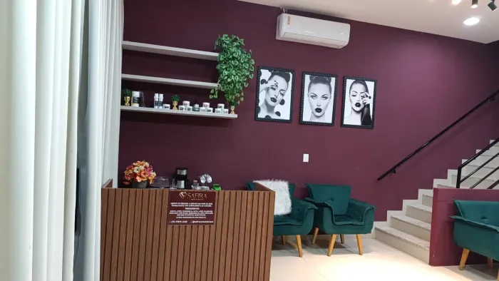 Oportunidade - Passo ponto de salão de beleza,!