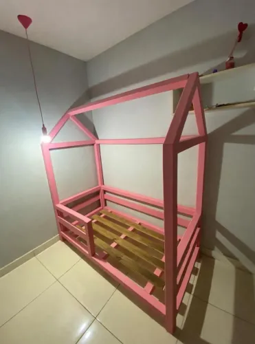 CAMA Montessoriana Rosa