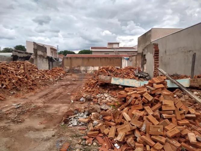 Terreno à venda em Campinas, Vila Industrial, com 263 m²