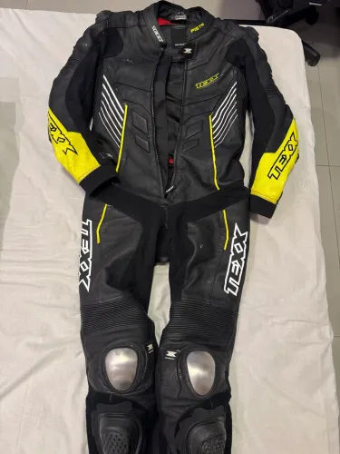 Macacão esportivo motociclista 