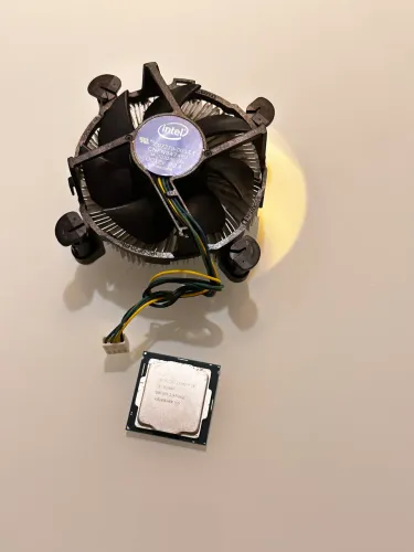 Processador Intel Core i5-9400F + Air Cooler Intel