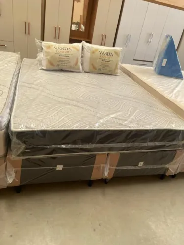 Cama Quenn Sono Real  