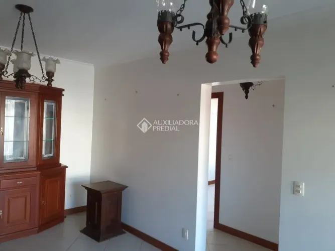 Moderno Apto de 91m² , 3 dormitórios, 1 suítes e sacada com churrasqueira na Lagoa da Conc