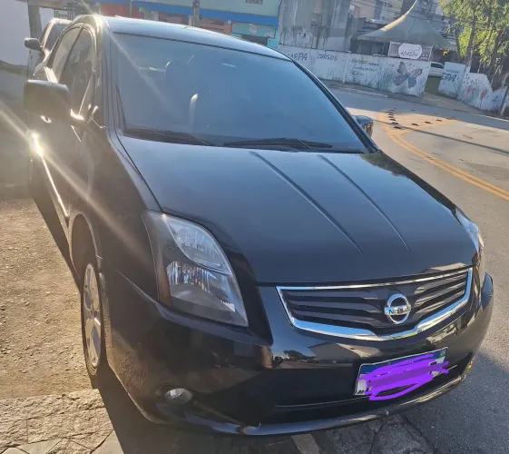 Nissan Sentra Unique 2.0 Flex Fuel 16V Aut. 2012