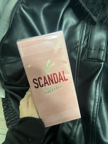 Scandal feminino