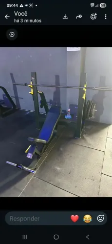 Equipamentos de musculação