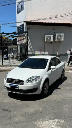 Fiat Linea Absolute 1.9/1.8 Flex Dualogic 4P 2015