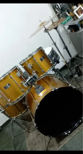 Bateria musical Mapex Venus Series
