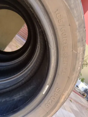 Pneu aro 15