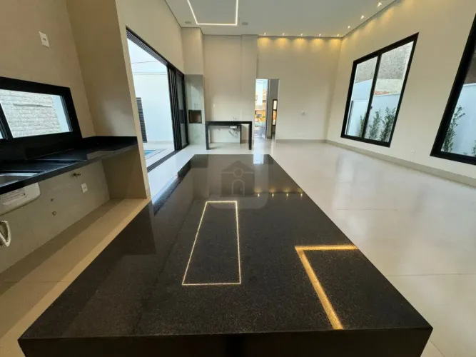 Casa Térrea em Condomínio Fechado No Jardim Botânico