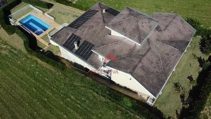 Casa com 3 dormitórios à venda, 350 m² por R$ 2.120.000,00 - Village Parahybuna - Paraibun