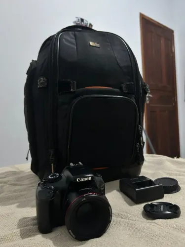 CANON EOS REBEL T3 / EOS 1100D + YONGNUO 50MM F/1.8