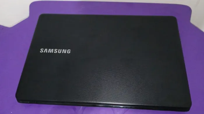 notebook samsung core i5 tela grande muito novo