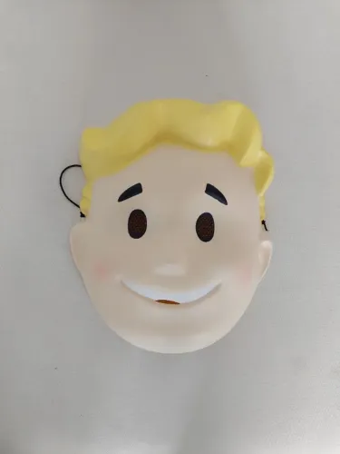 Mascara Fall Out Vault Boy, bom estado, otima para festas tematicas