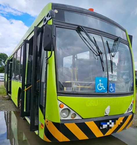 Onibus urbano com ar MB 0500 (906)