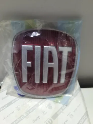 Emblema sigla Fiat Grade Radiado Punto 2013 - 2017 Original 
