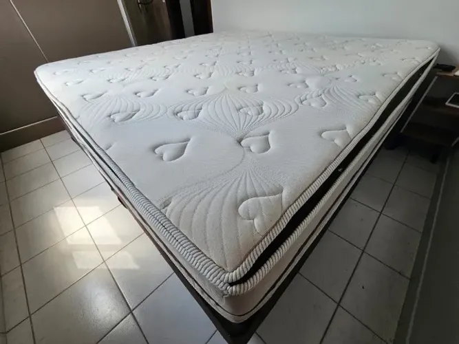 Cama Box King Size Gazin Love Story - Molas Ensacadas (Excelente Estado)