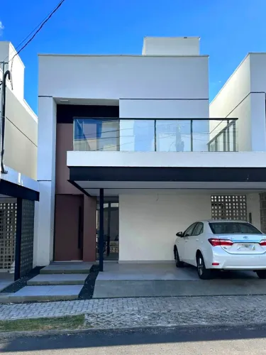 Ell- Casa Duplex com 4 suítes na Kennedy