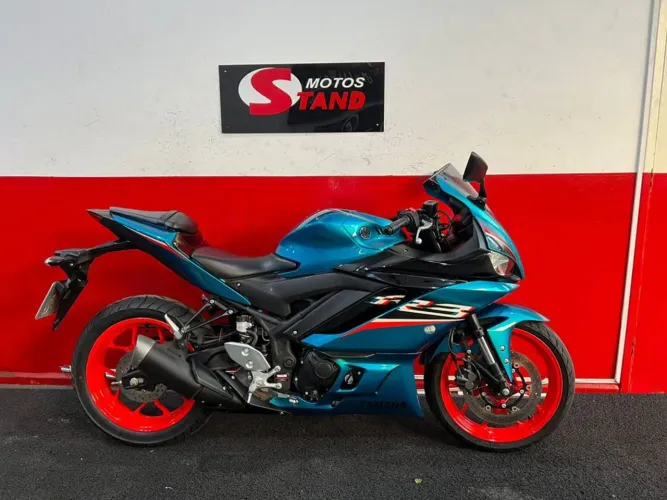 YAMAHA YZF R-3 321/ABS