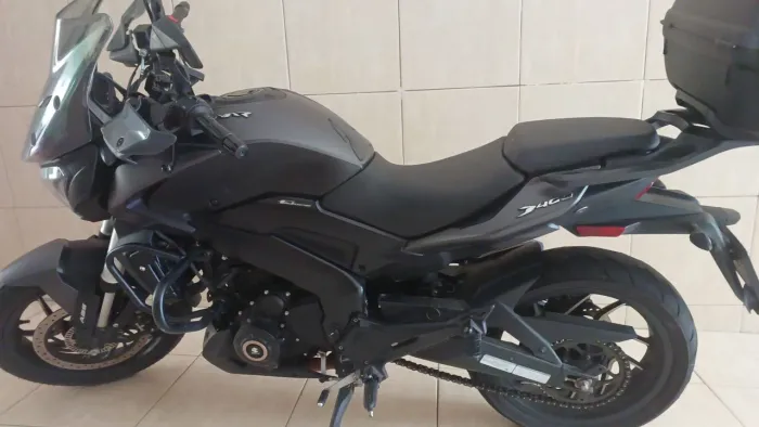 Dominar 400 - único dono 