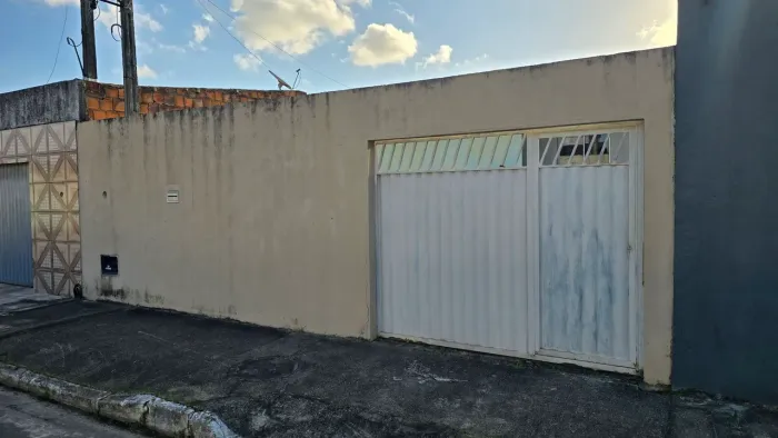 VENDO CASA 3/4 CONDOMÍNIO FECHADO