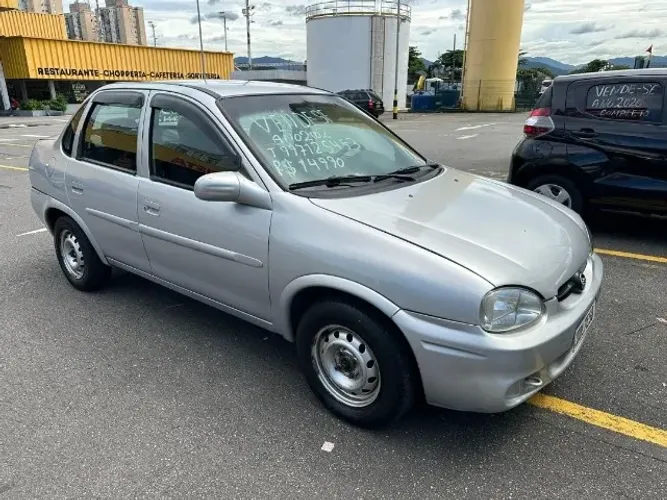 Chevrolet Corsa Sedan 1.0 MPFI 8V 71cv 4P 2002