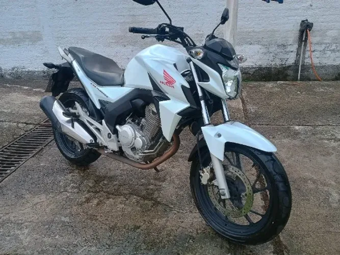 Único dono, baixa km