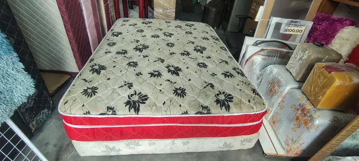 COLCHÃO CASAL DE MOLAS USADO R$390 ENTREGA GRÁTIS