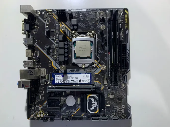 Kit placa mãe Asus e processador i5 9500 4.4ghz