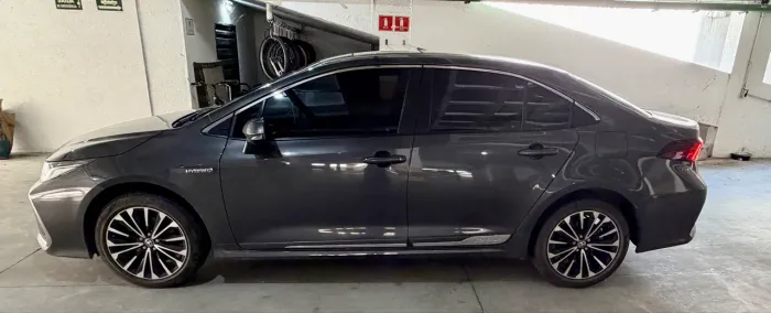 Toyota Corolla Altis Prem. Hybrid 1.8 Flex AUT 2024