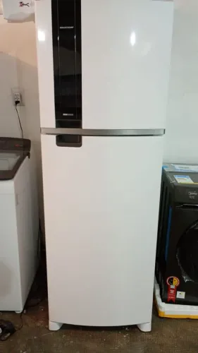 Geladeira/Refrigerador Brastemp Frost Free Duplex BRM46MB 385L Branco