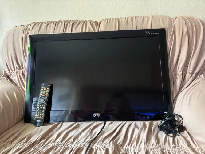 TV 32 POLEGADAS TOSHIBA (vai com aparelho smart)