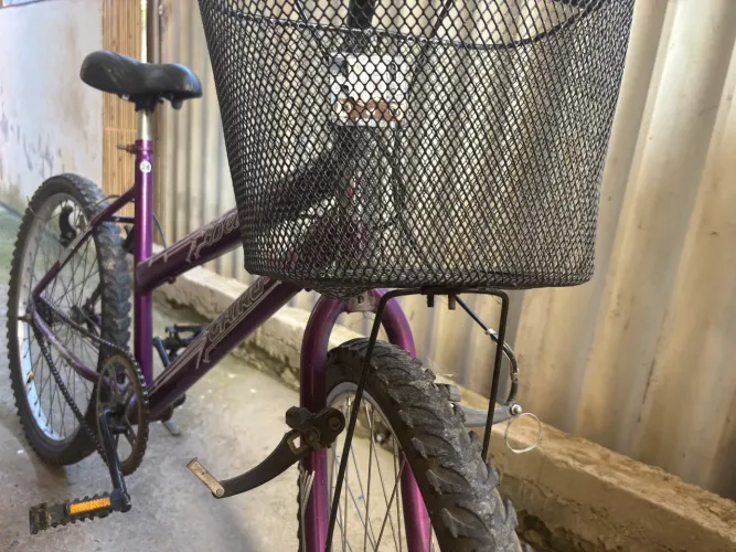 Bicicleta Cairu Aro 24 roxa