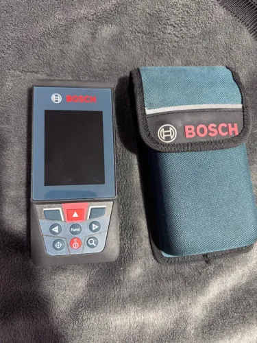 Trena Laser GLM 100-25 C Alcance 100m com Bluetooth - Bosch