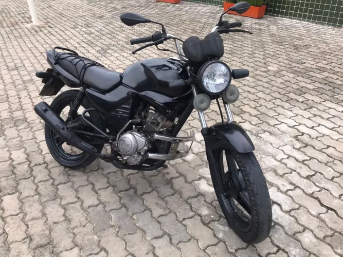 Moto toda atrasada