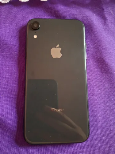 VENDO IPHONE XR PRETO 64GB - R$850