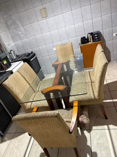 Mesa de vidro 6 cadeiras