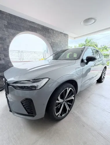 Volvo XC-60 T-8 Ultim.dark 2.0 AWD (híbrido) 2024