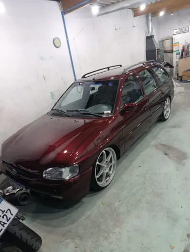 Ford Escort GLX 1.8i 16V 4P 1998