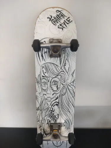 Skate Semi Novo - Ophina 
