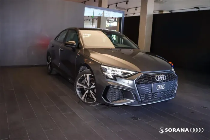 Audi A3 Sed. Perform. Black 2.0 TFSI S-tronic 2024