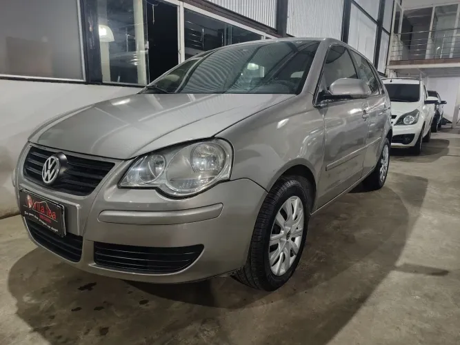 Volkswagen Polo 1.6 Mi/s.ouro 1.6 MI Tot.flex 8V 5P 2011