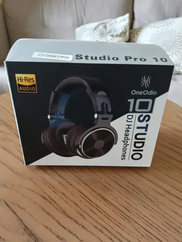 Headphone
