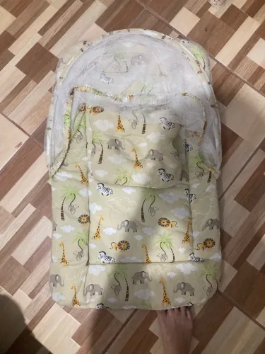 Berço portátil com chiqueirinho